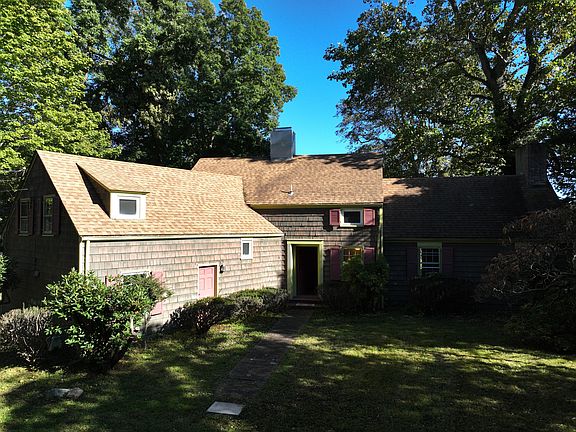 2nd image of 185 Old Field Rd
