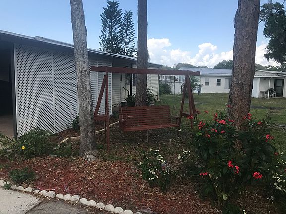 2nd image of 10802 Los Olas Dr