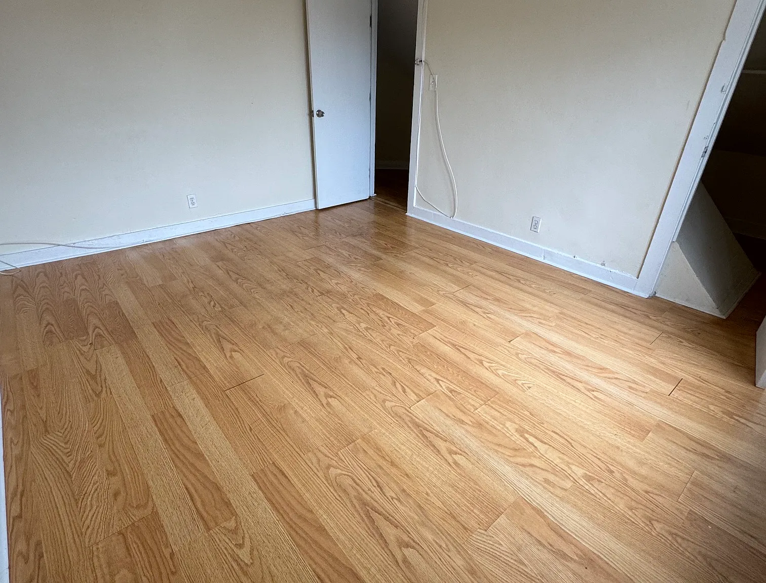 1 bed, 950 sqft, $1,350 — Photo 2