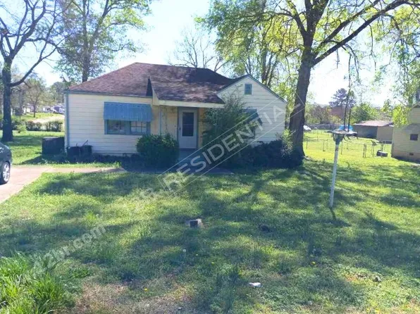 1105 Pineview Rd, Birmingham, AL 35228