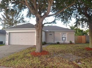 533 Wekiva Bluff St, Apopka, FL 32712