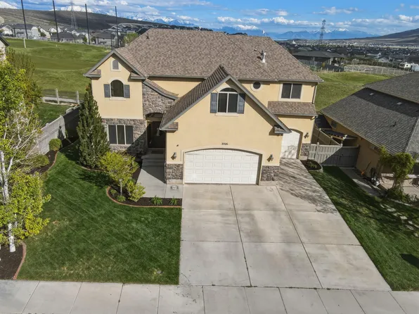 3926 E Barton Creek Dr, Eagle Mountain, UT 84005