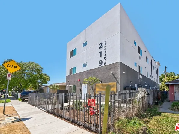 219 E 87th St, Los Angeles, CA 90003