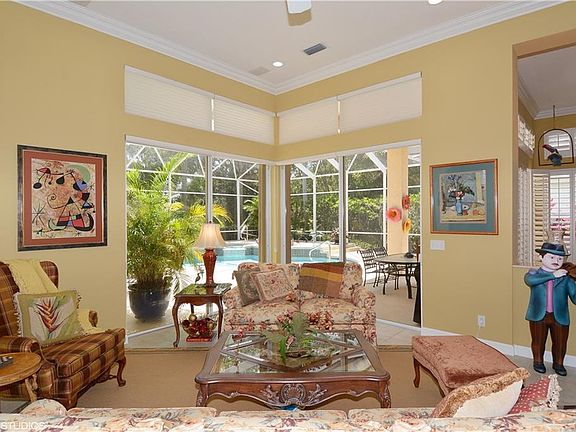 4th image of 2511 SW Manor Hill Dr