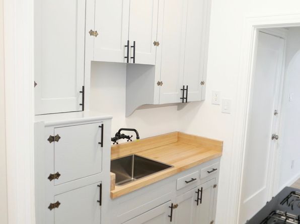 2615 S Victoria Ave #2619-1/2