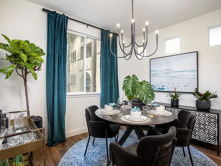 Dining area at Reveal Playa Vista in Playa Vista, CA.