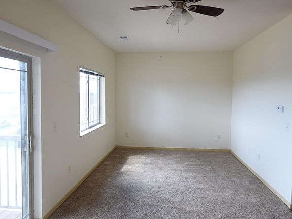 2nd image of 4320 N Towne Ct #108