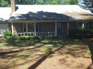 105 S Glenwood Trl, Southern Pines, NC 28387