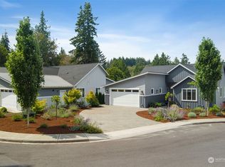 25647 Seabrook Pl NE, Kingston, WA 98346