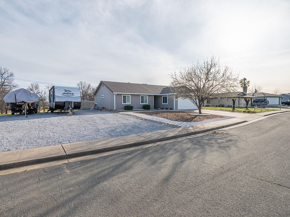 2nd image of 1837 Stetson Way