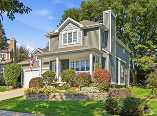 1909 Garland Cir, Valparaiso, IN 46383