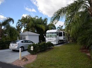 5770 Maplewood Ct, Fort Myers, FL 33905