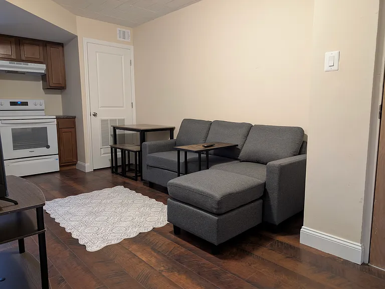 1201 Highwood Rd #5 — Photo 13