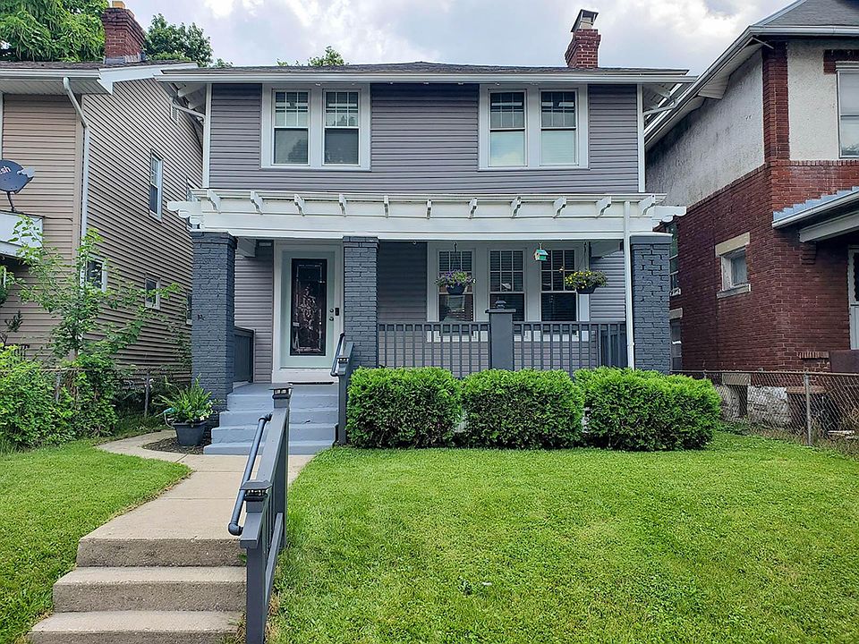 1st image of 674 Bedford Ave