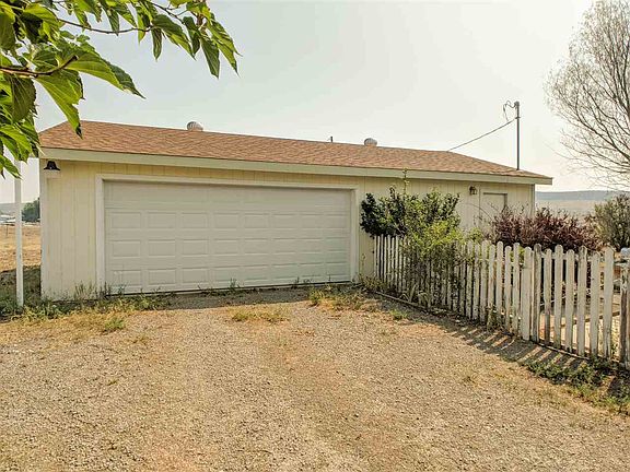 2nd image of 3838 Liberty Ln