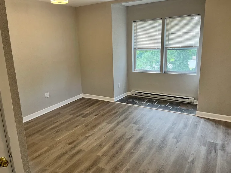 336 Oakwood Ave #D — Photo 18