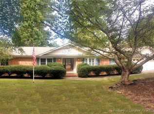 1647 Banbury Dr, Fayetteville, NC 28304