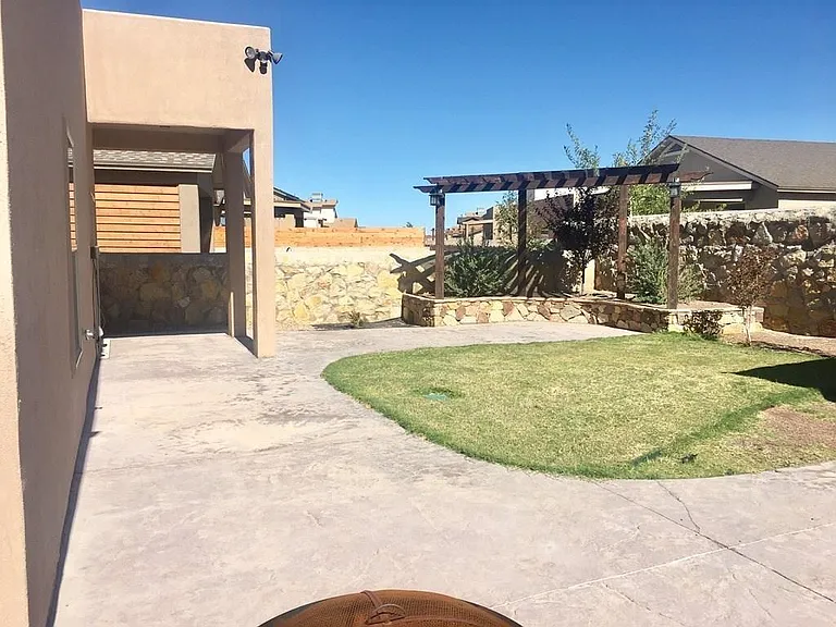 3716 Loma Cortez Dr — Photo 16