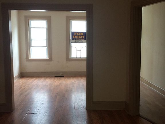 Dining room/living room