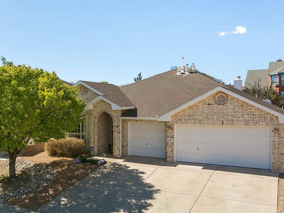 1st image of 8305 Calle Primera NW