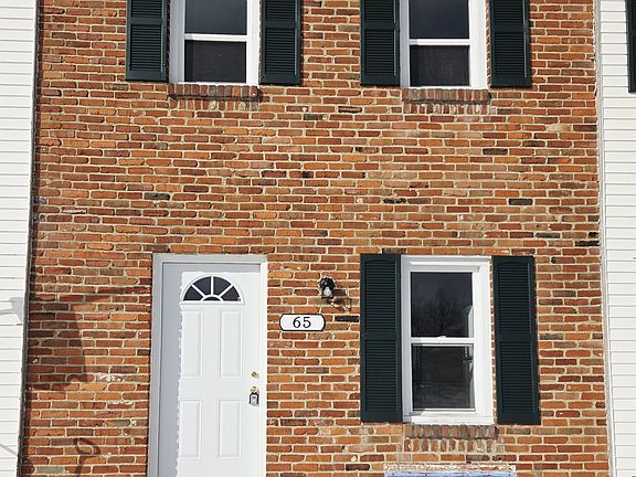 2nd image of 119 Elmur Dr #65