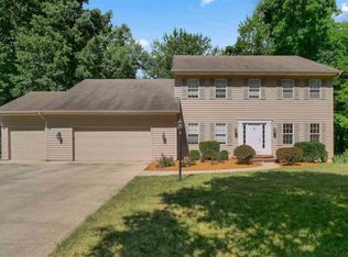 1820 Grey Birch Rd, Fort Wayne, IN 46814