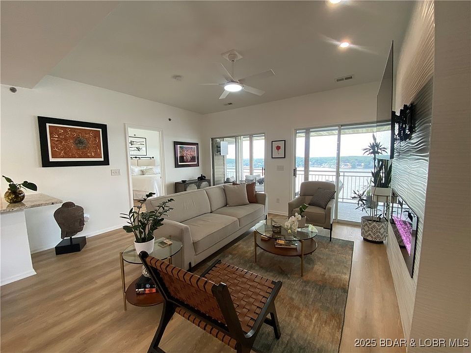 1st image of 42 Palisades Lakeview Dr #4B