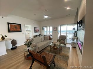 42 Palisades Lakeview Dr #4B, Lake Ozark, MO 65049