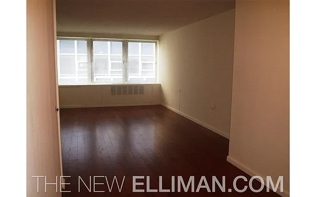 Sold by Douglas Elliman | media 15