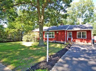 9 Cardinal Dr, Toms River, NJ