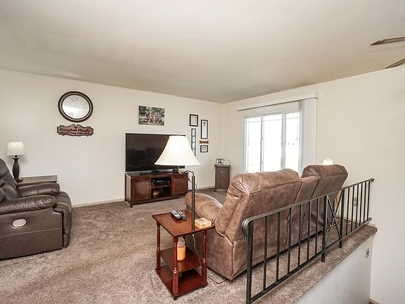 3rd image of 6259 Bartel Dr