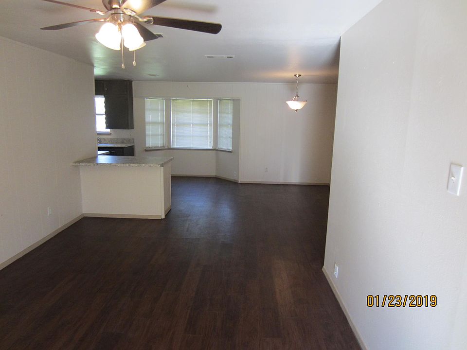 1st image of 408 Lena Ln