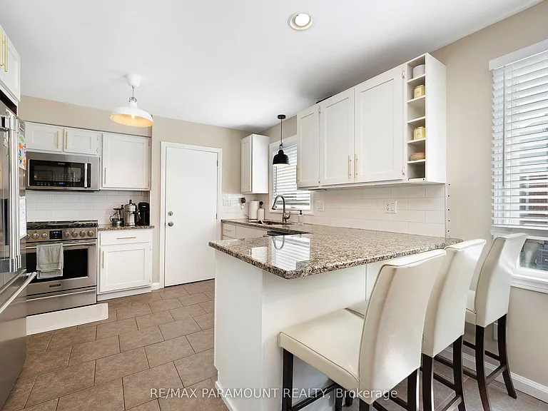 3104 Longfellow Ave — Photo 12
