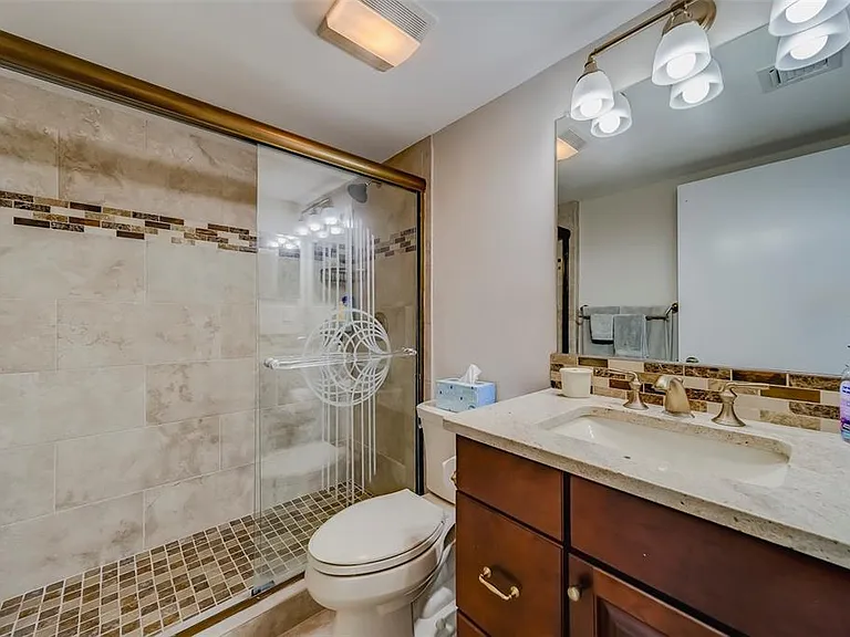 17580 Gulf Blvd #412 — Photo 37
