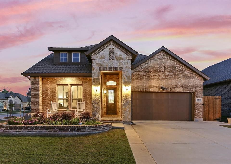 1st image of 2216 Corsair Ln