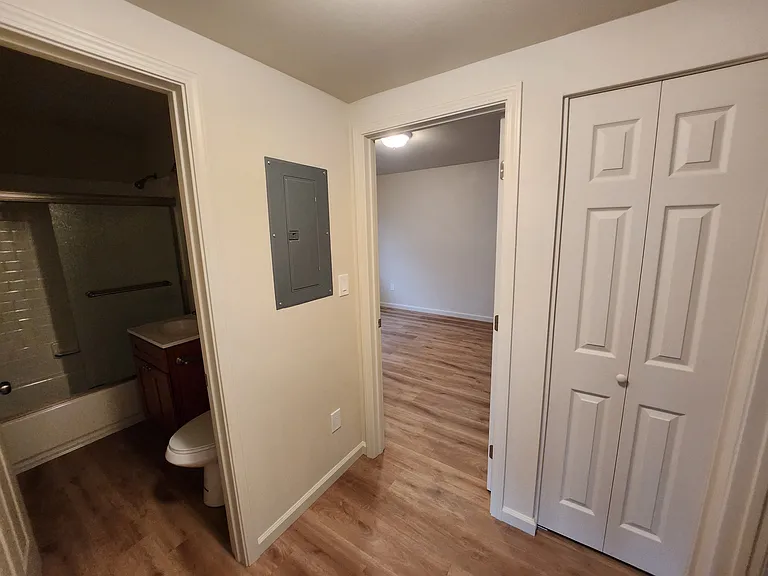 805 Sharmon Palms Ln #B — Photo 17