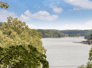 1386 Osage Dr, Soddy Daisy, TN 37379