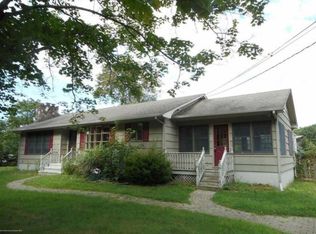 16 Johnson Ln, Jackson, NJ 08527