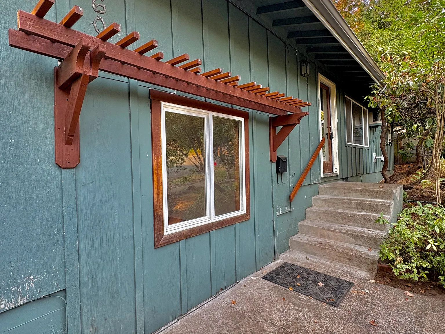 3060 Onyx Street - 1 — Photo 2