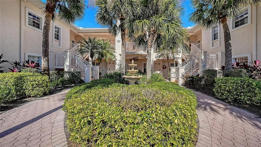 2 bed, 2.0 bath, 1147 sqft, $2,500 — Photo 1