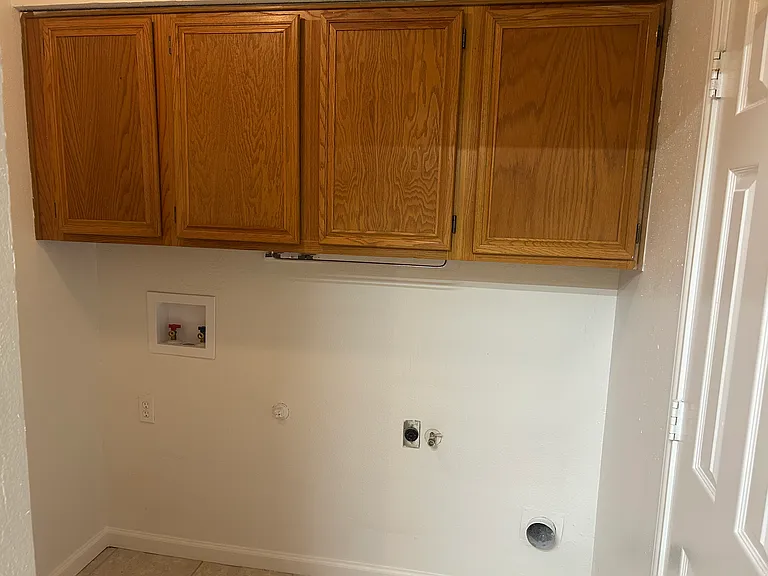 801 Summit Dr — Photo 15
