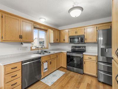 664 Highland Trl, Lino Lakes, MN, 55014