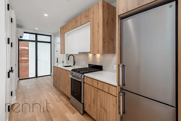 Rented by Rennit Inc. | media 3