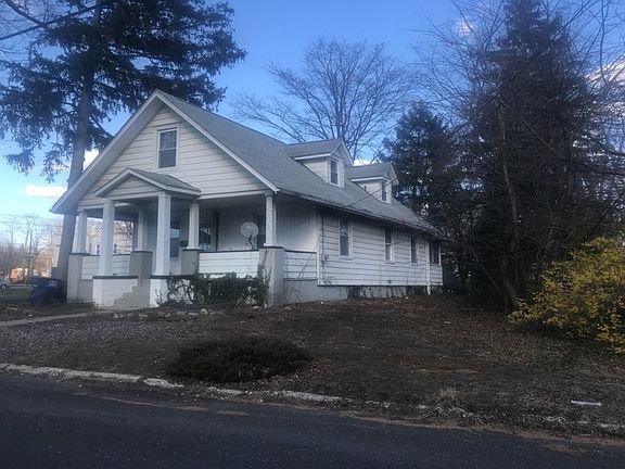 2nd image of 13 S Garfield Ave