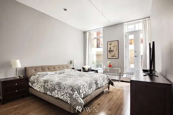 Sold by Town Residential | media 4