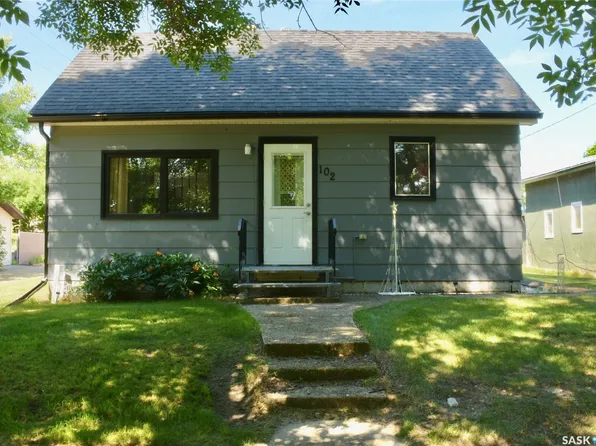 102 Mckendre Street, Dysart, SK S0G 1H0