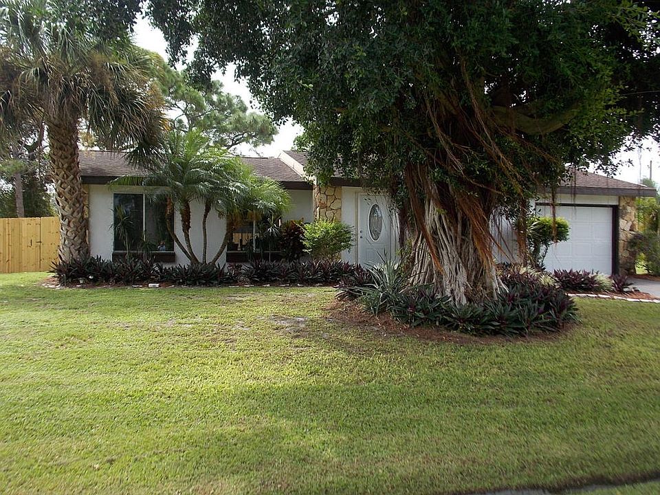 1st image of 2282 SE Aneci St