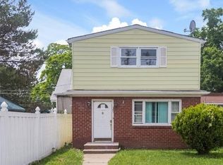 385 Florida Grove Rd, Hopelawn, NJ 08861