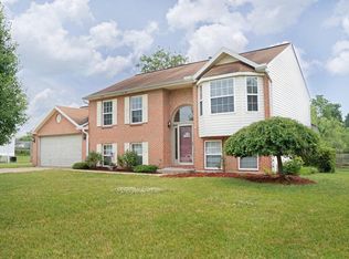 1409 Breckenridge Dr, Amelia, OH 45102