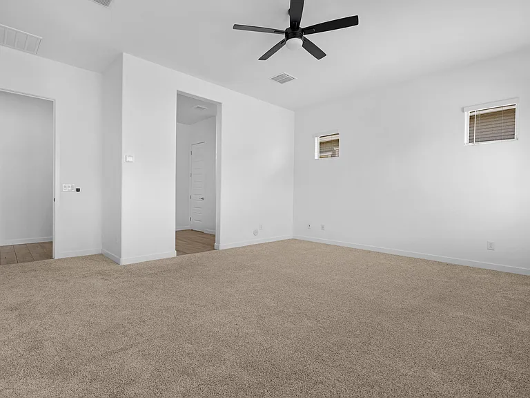 20132 W Catalina Dr — Photo 16